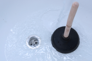unblock-bath-drain